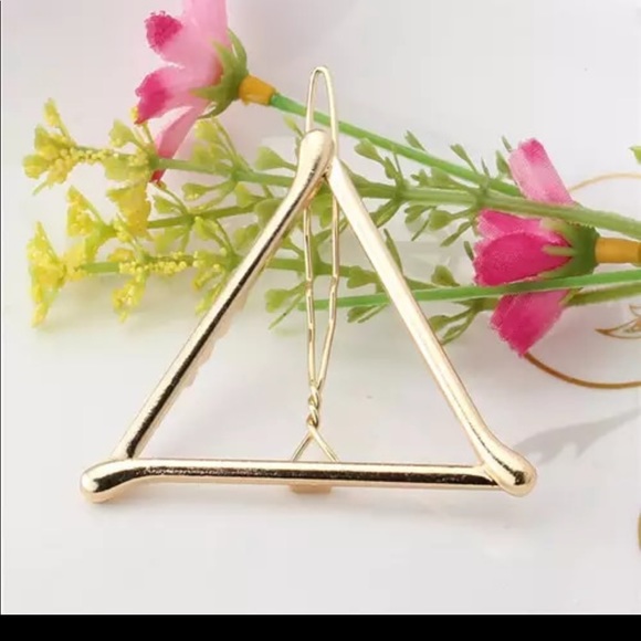 Triangle Geometric Hair Barrette - Picture 2 of 3